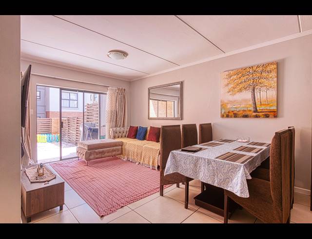 3 BEDROOM APARTMENT RENTED IN FOURWAYS